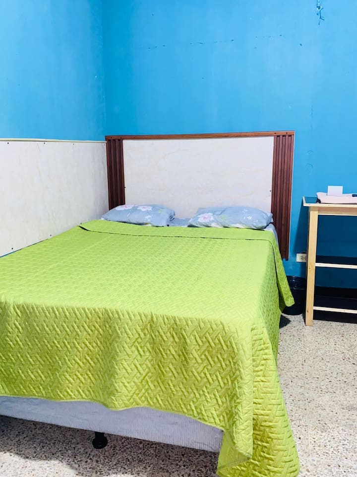 Hotel San Pedrito Zona 5, Cerca De Embajada Amer. - Ciudad de Guatemala