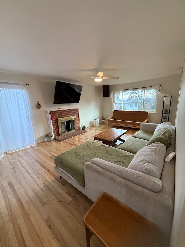 Steps To Rancho Park | 3br 2bath W/ Workspaces - Grand Sierra Resort and Casino