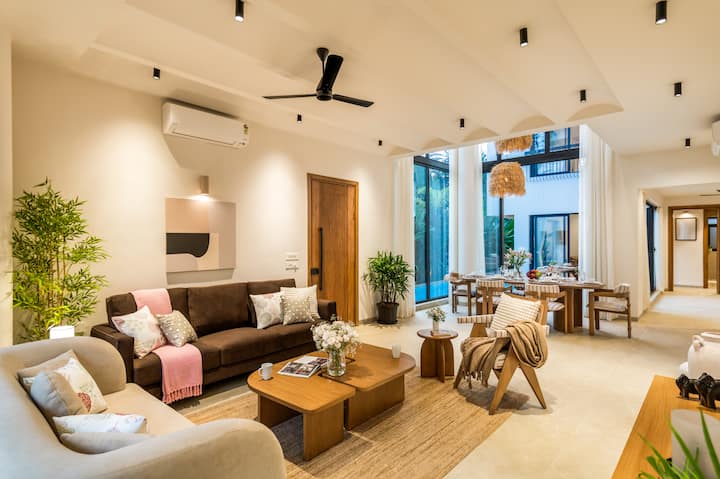 Tbk Balinese Style 3brvilla|private Pool|caretaker - Goa