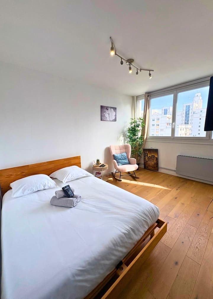 Studio Ballerina  Gratte-ciel / Lyon /Medipole - Villeurbanne