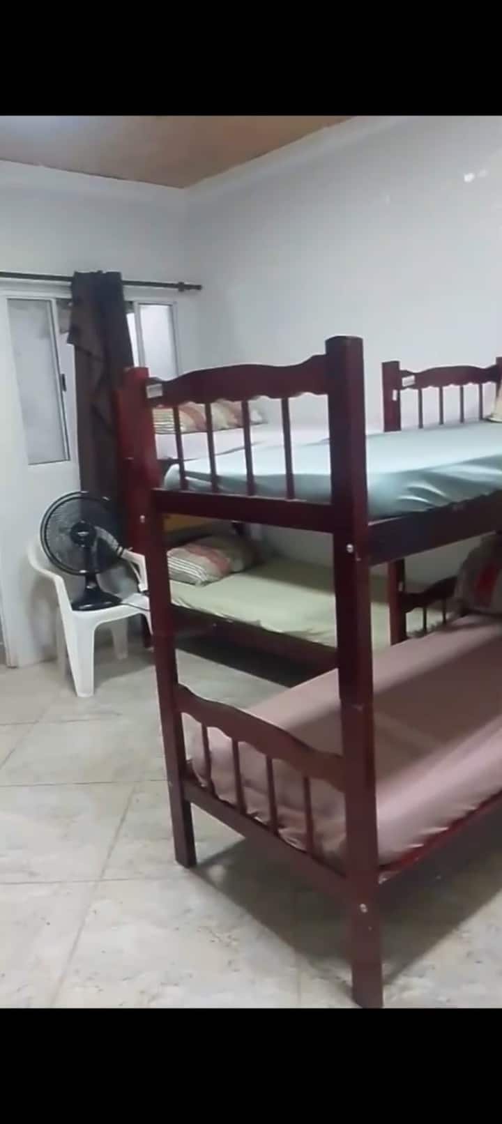 Kit Net A 1 Minuto Da Praia Deperuíbe Sem Garagem - Peruíbe
