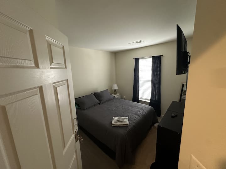 Room In Pantops, Virginia - Charlottesville, VA