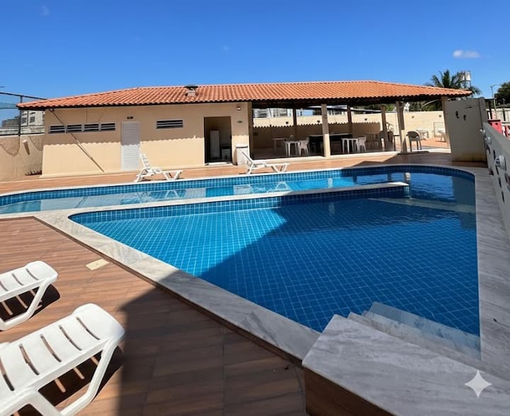 Apê 2 Quartos Com Piscina • Garagem • Lava E Seca - Maceió