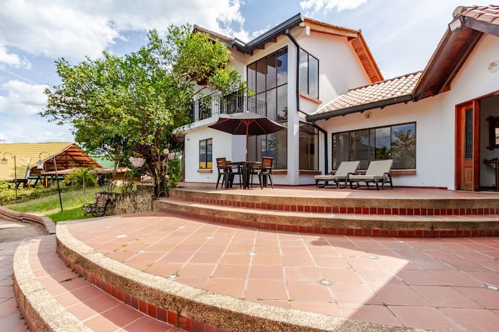 Villa Leito - La Mesa