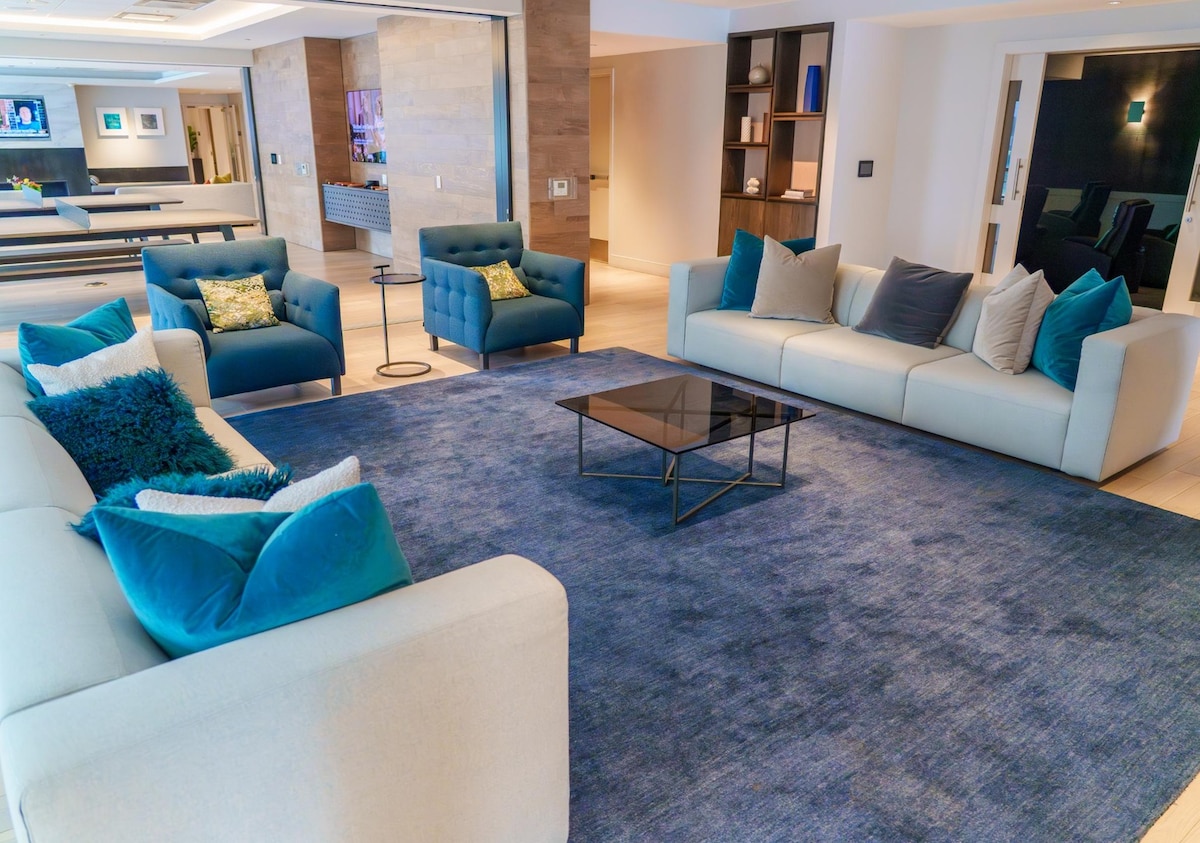 The Franklin Suite