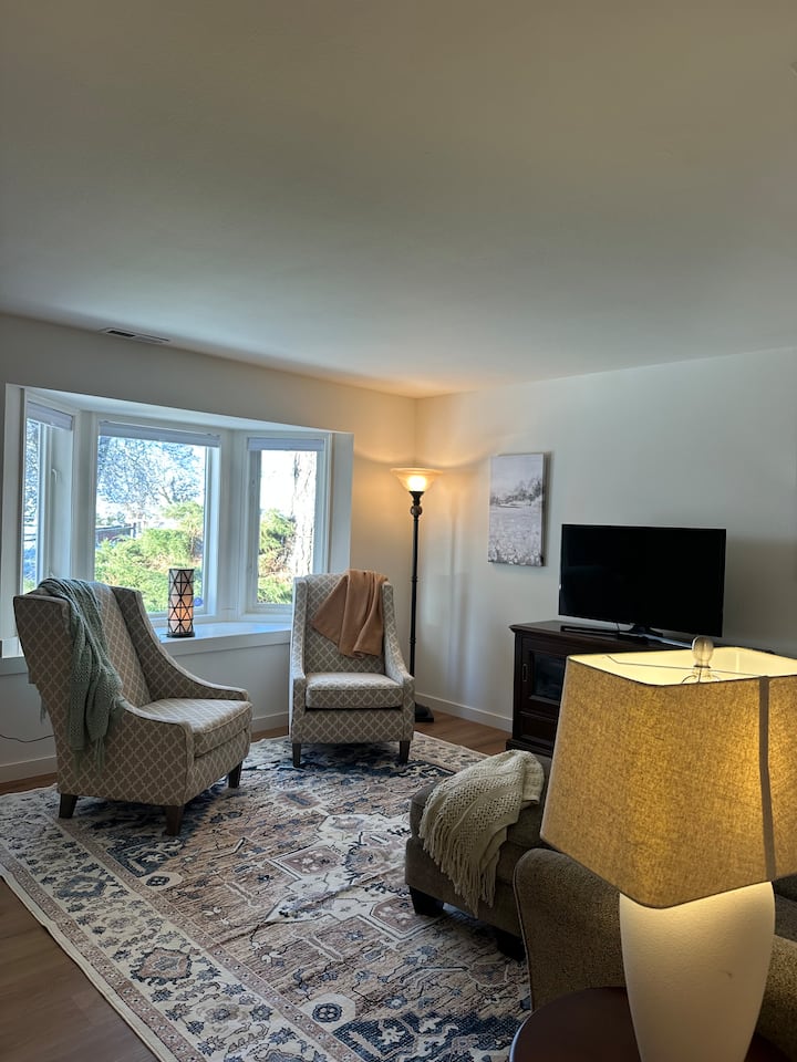 Linen & Light-private King Suite-full Kitchen-pets - Spokane, WA