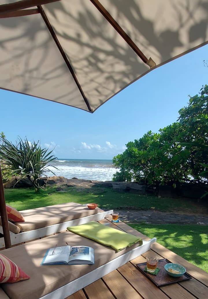 Swim-relax! Private Coastal Paradise For 7 - Sri Lanka