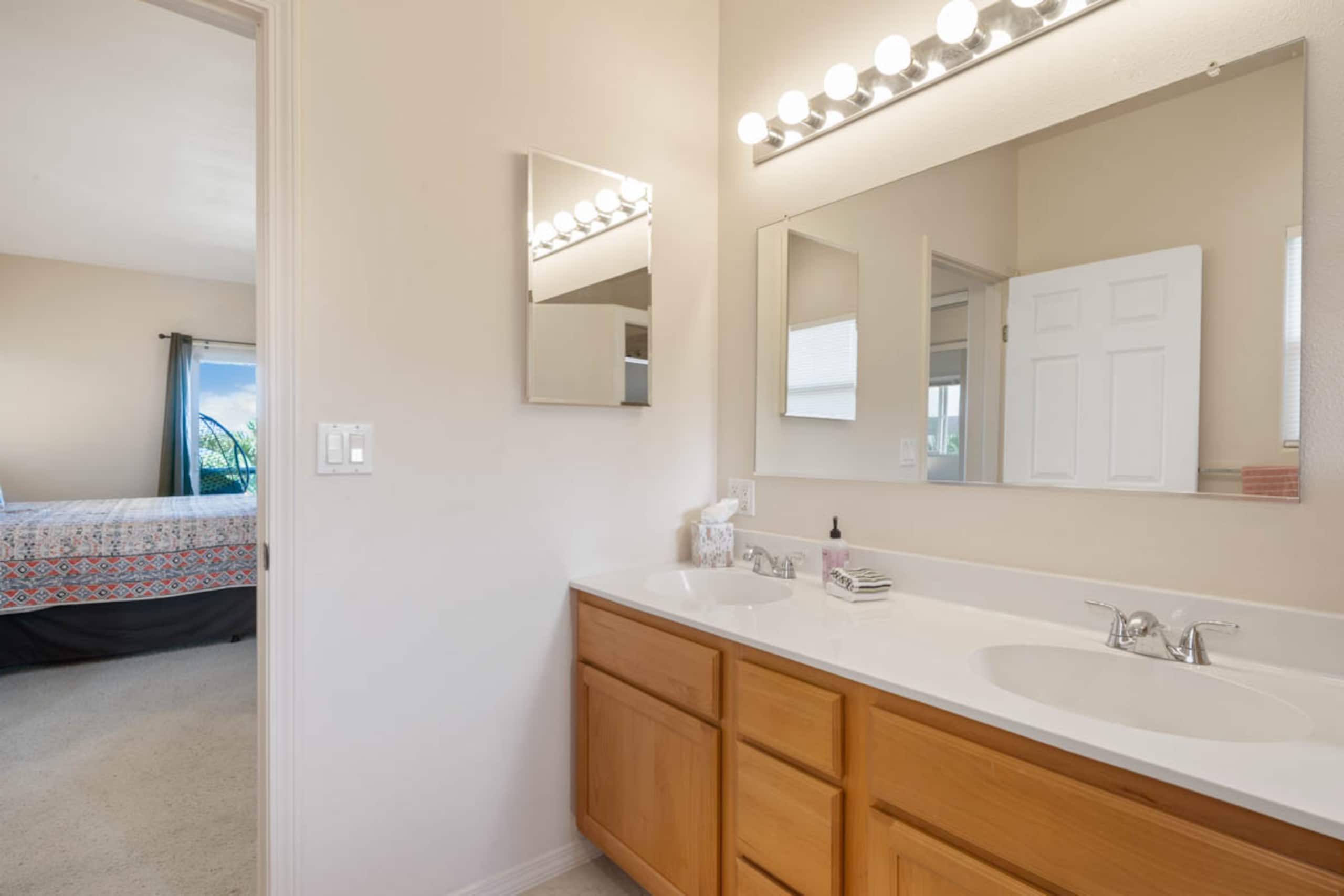 Home in Kailua-Kona · ★5.0 · 3 bedrooms · 4 beds · 2 baths - Image 16