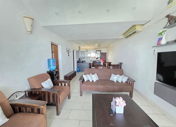 Chic Two Bedroom Beachfront Apartment
5th Floor - Diani Beach