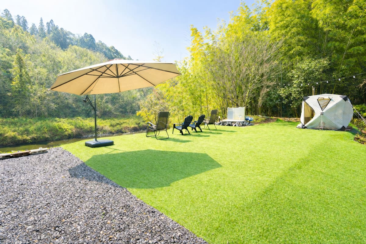 Tropical Jungle Escape