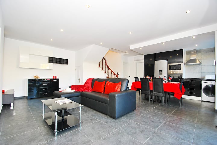 Family Villa With Bbq And Heatable Pool - Albufeira