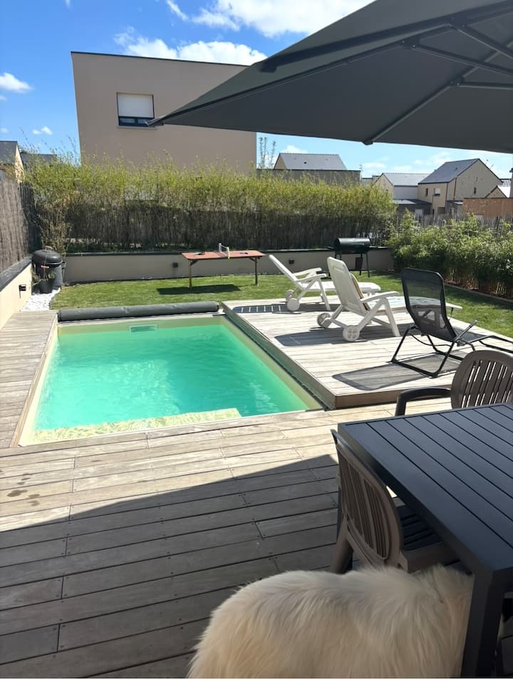 Maison De Famille, 4 Chambres, Piscine Chauffée - Ille-et-Vilaine