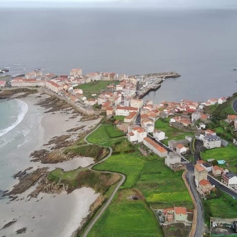 APARTMENT IN CAION LARACHA 4 BEDROOM WITH BATHROOM