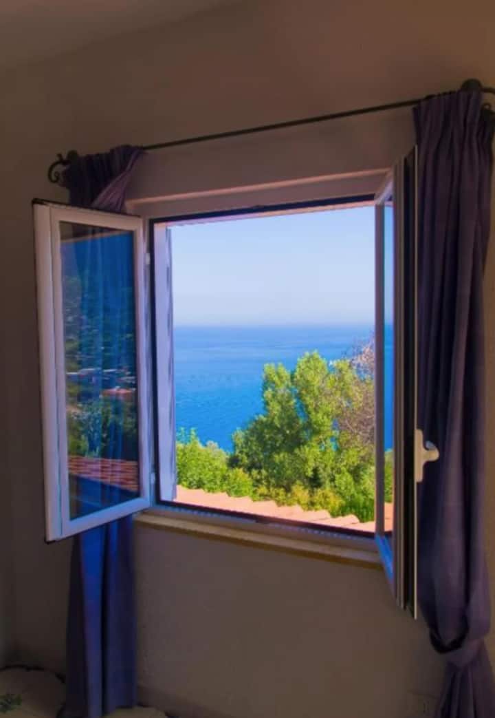 Camera Climatizzata Con Vista Mare. - Forio