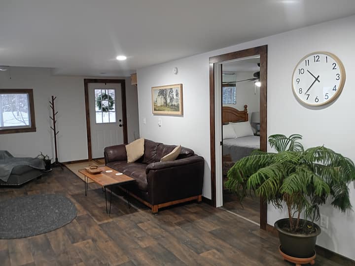 Southern Adk Retreat
Welcome To Frog's Hollow! - Gloversville, NY