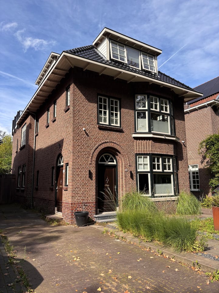 Villa Waterloo Groningen - Groninga, Países Bajos