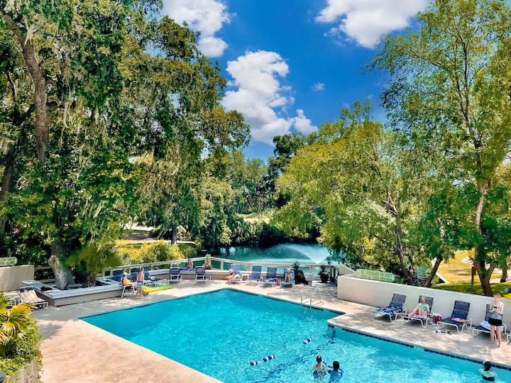 Cozy Palmetto Dunes Getaway Near The Beach - Hilton Head Island, SC