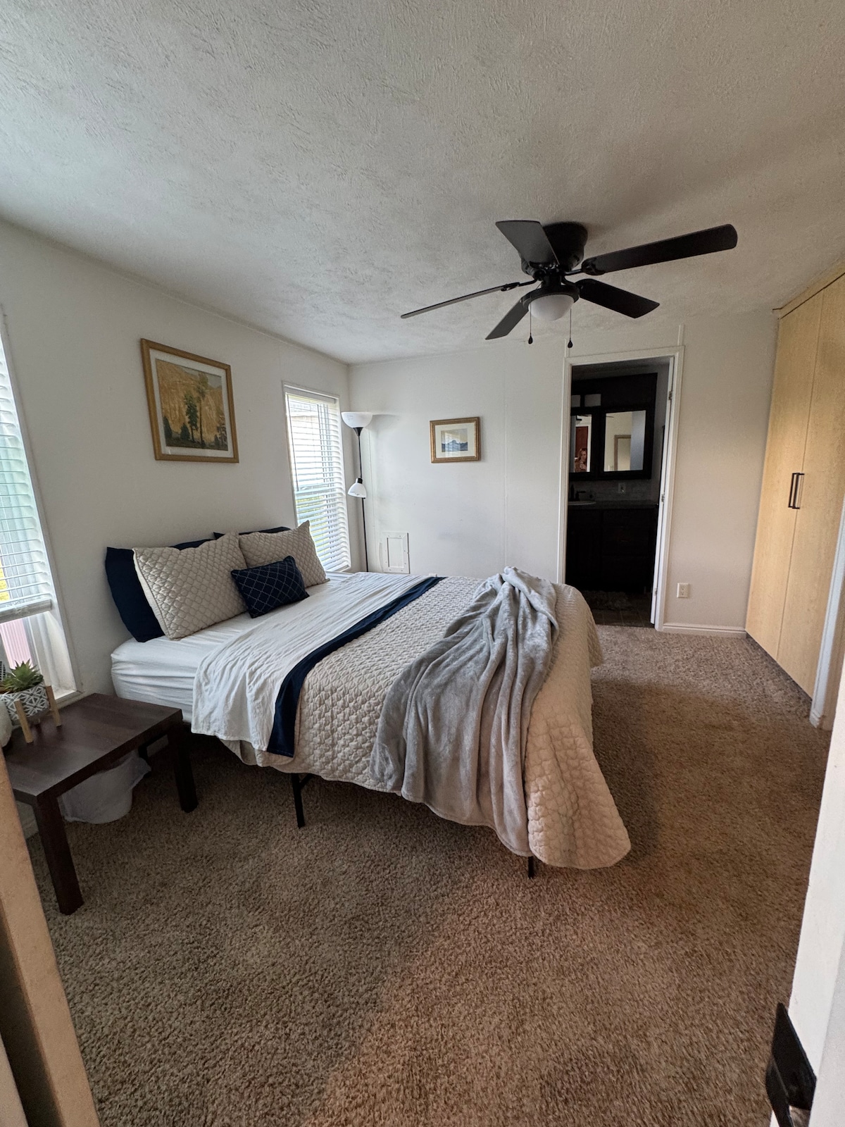 საძინებელი 1