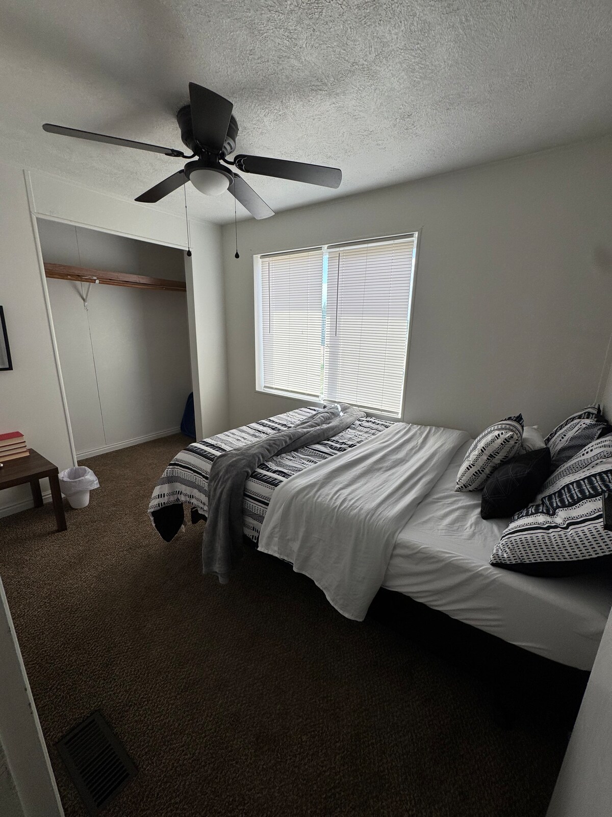 საძინებელი 3