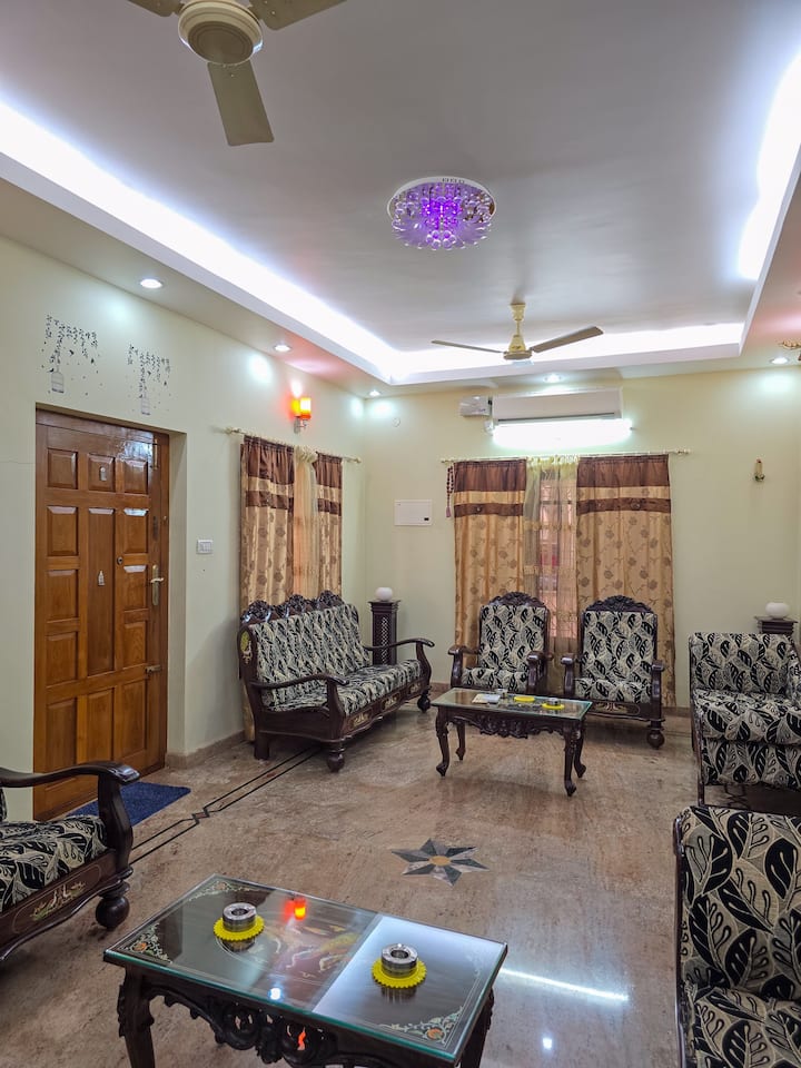 Gorgeous Inn By Urbanease Properties - Mangaluru