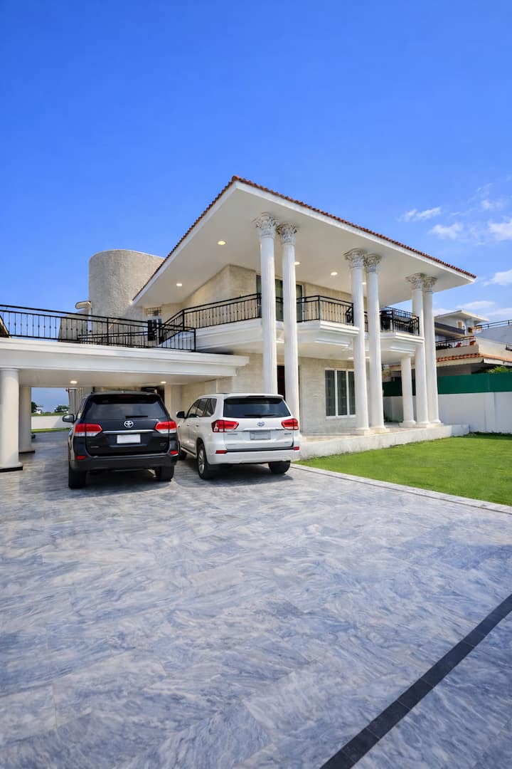 Entire 6br's Villa In Central Isb W/ Huge Parking - Islamabad