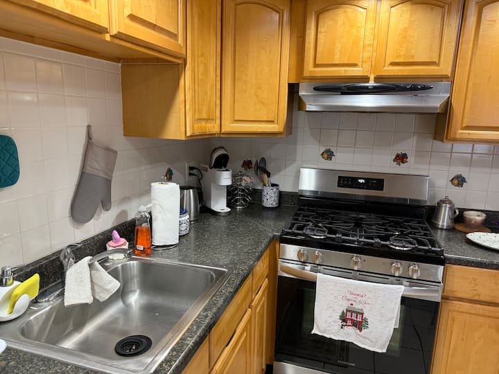 Cozy 1br - Near Ewr Airport & Train To Nyc - Elizabeth, NJ
