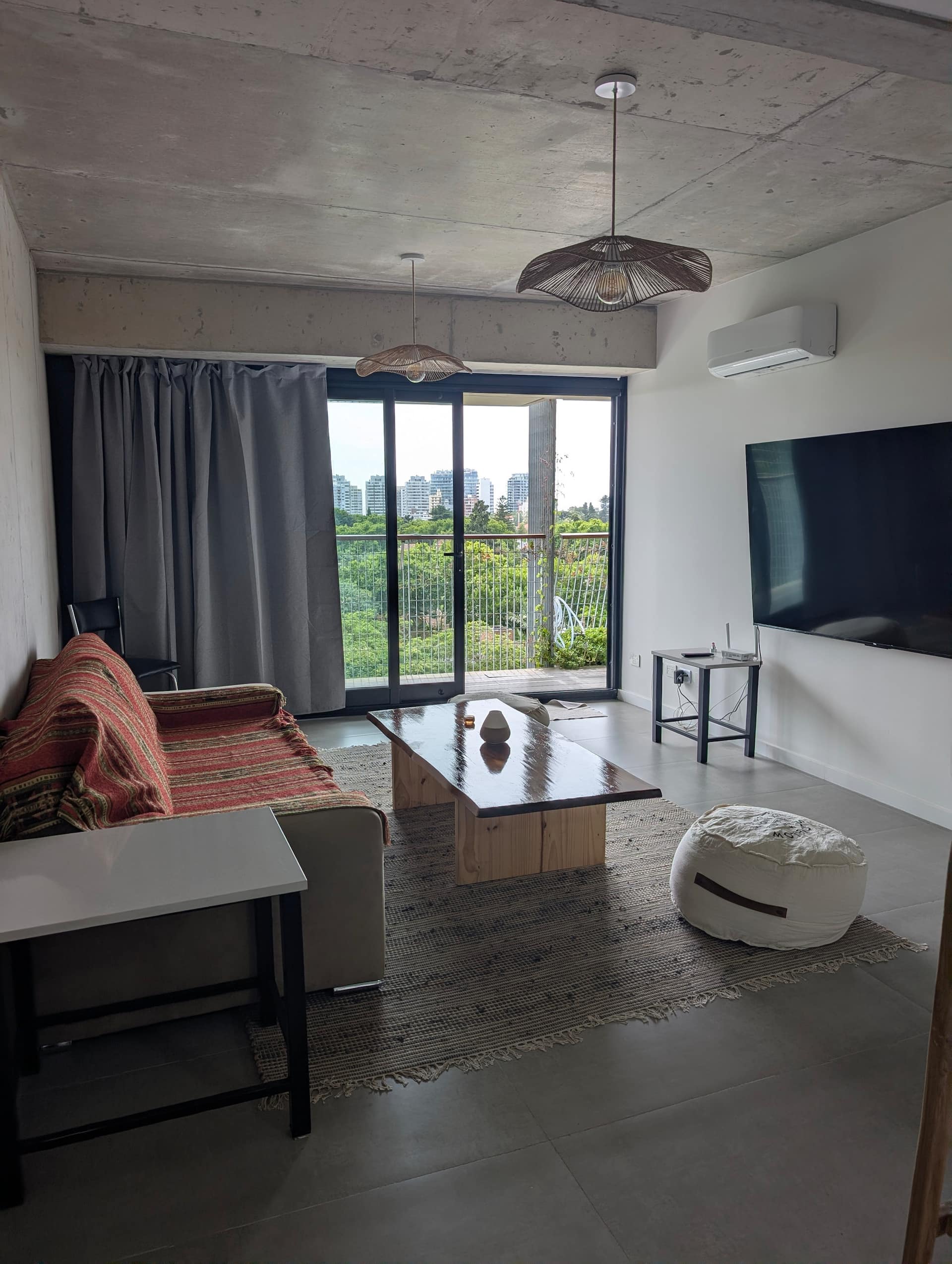 One-bedroom apartment with river view in Vicente López