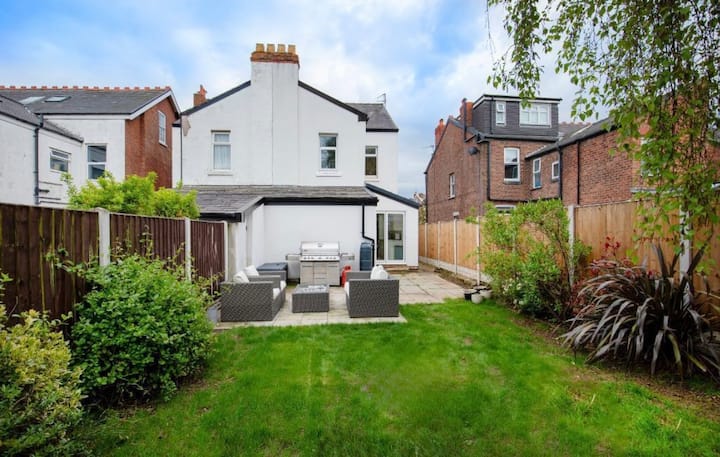 Beautiful Home Near Royal Birkdale Golf Club - 紹斯波特