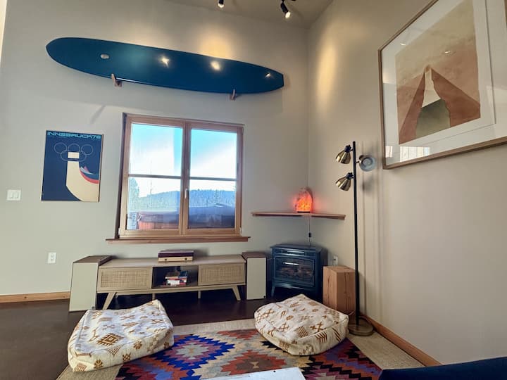 Steps To Red Mountain Lifts | Alpine Chalet - Rossland