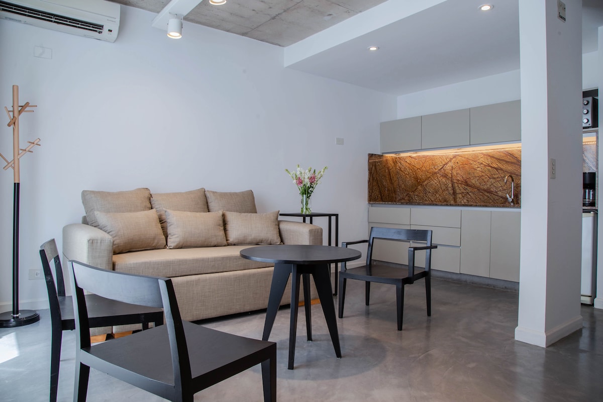 Monoambiente en Recoleta con cowork y terraza con parrilla