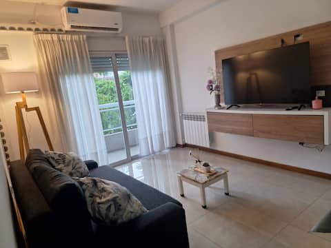 Anuncio de Airbnb popular: Apartment - Macrocentro - With Garage en Bahía Blanca
