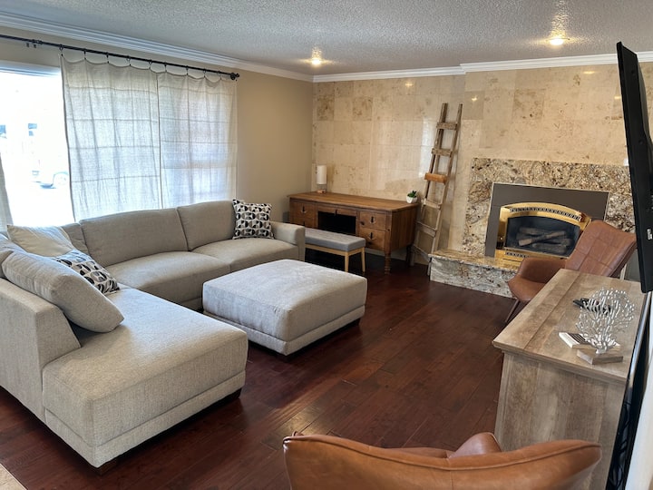 Harvard Home @ Isu | Iccu Dome | Hot Tub | Firepit - Pocatello, ID
