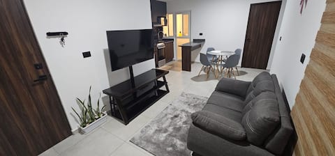 Popular Airbnb listing: New ground floor apartment in downtown Qro. in Virreyes
