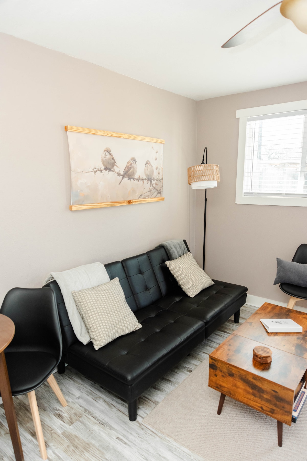 Successful Airbnb property: Sparrow Cottage: Cozy, relaxing; king-size bed in Temple