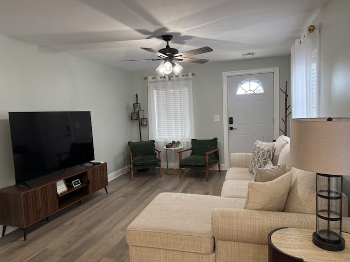 Luz Del Mar|walk To Train & Downtown, Beach Passes - Asbury Park Boardwalk Beach