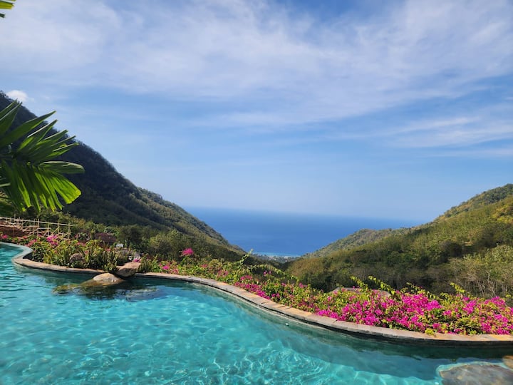 Casa de Banana Villa at Lovina - Villas for Rent in Banjar, Bali