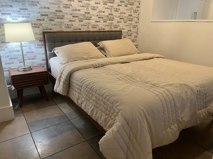 Amazing Loft At Santana Row!
Free Parking. - 聖塔克拉拉