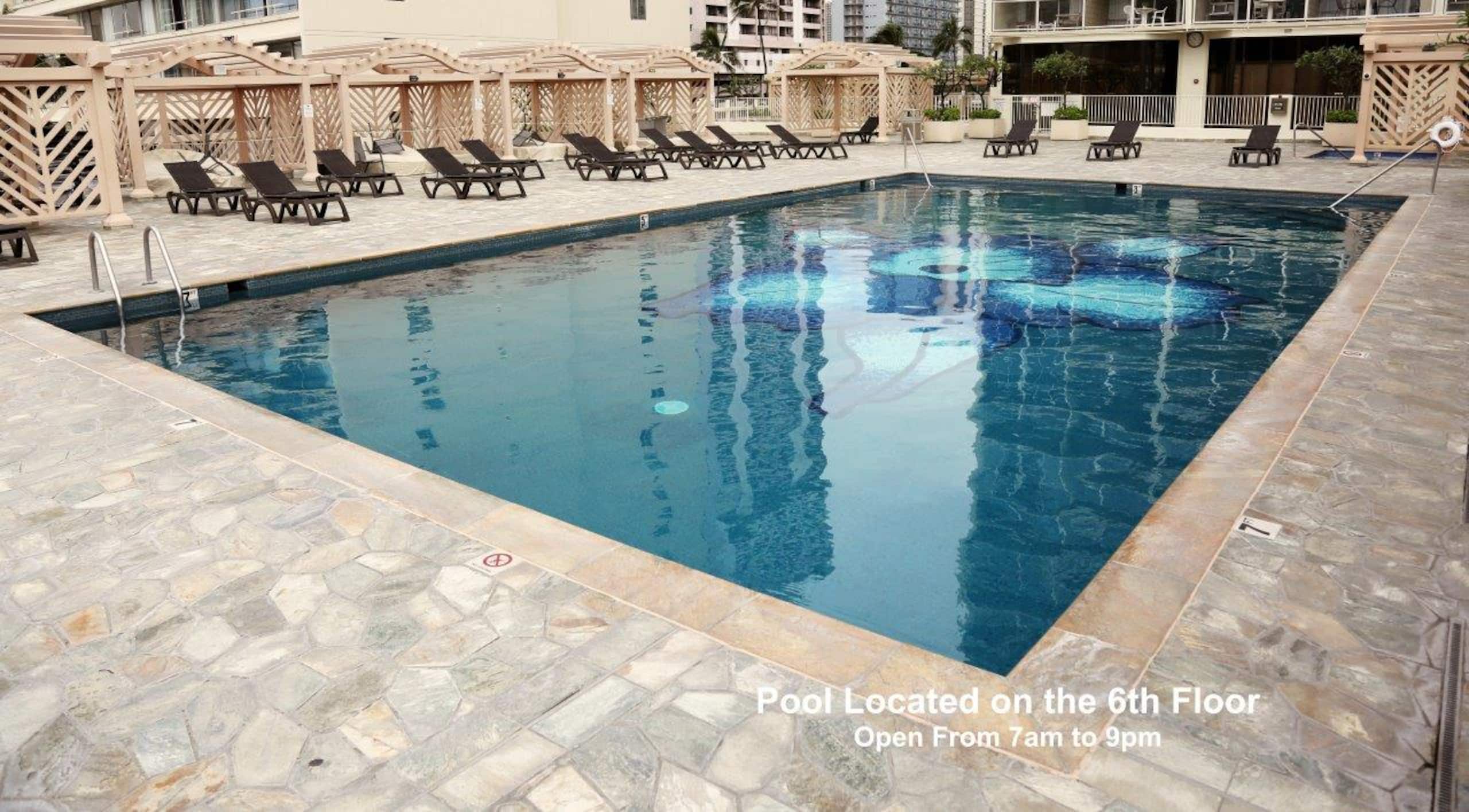 Condo in Honolulu · ★4.67 · Studio · 1 bed · 1 private bath - Image 59