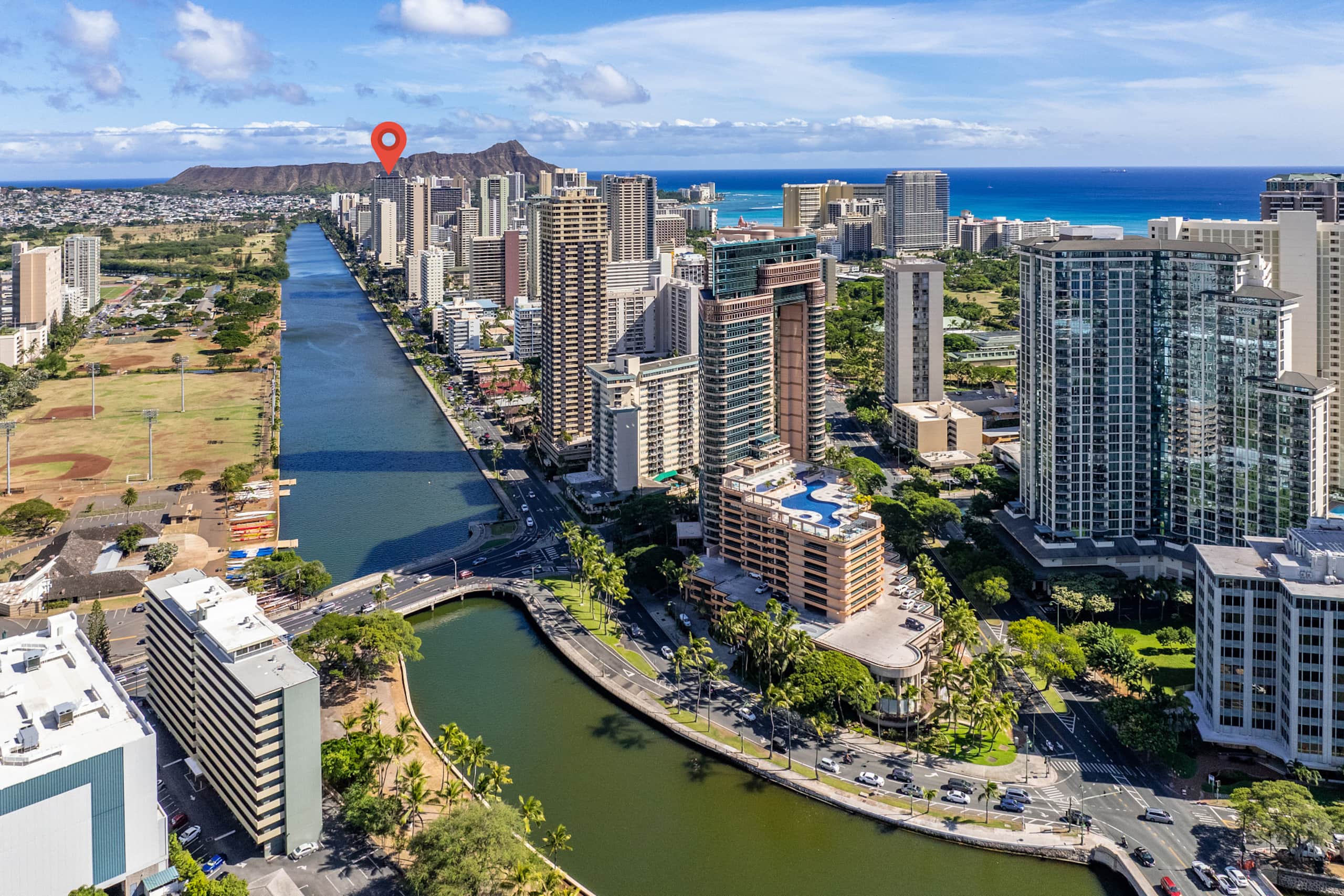 Condo in Honolulu · ★4.67 · Studio · 1 bed · 1 private bath - Image 51