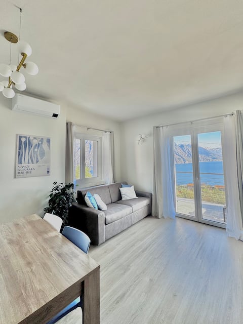 Annuncio Airbnb popolare: From Ross 1 a Riva Di Solto