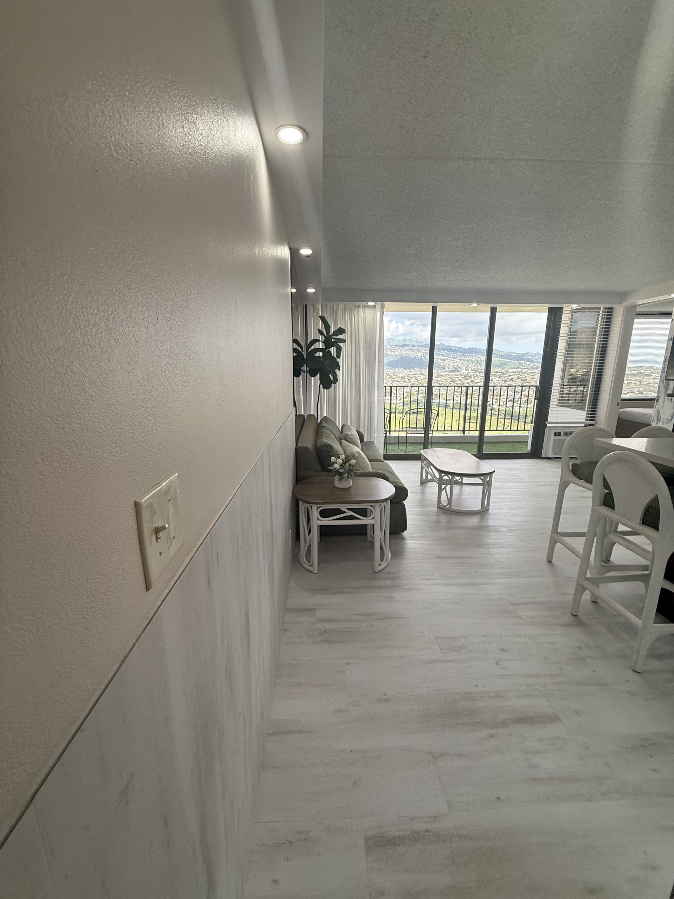 The Sky Lanai - Retreat in Beautiful Waikiki - Image 3