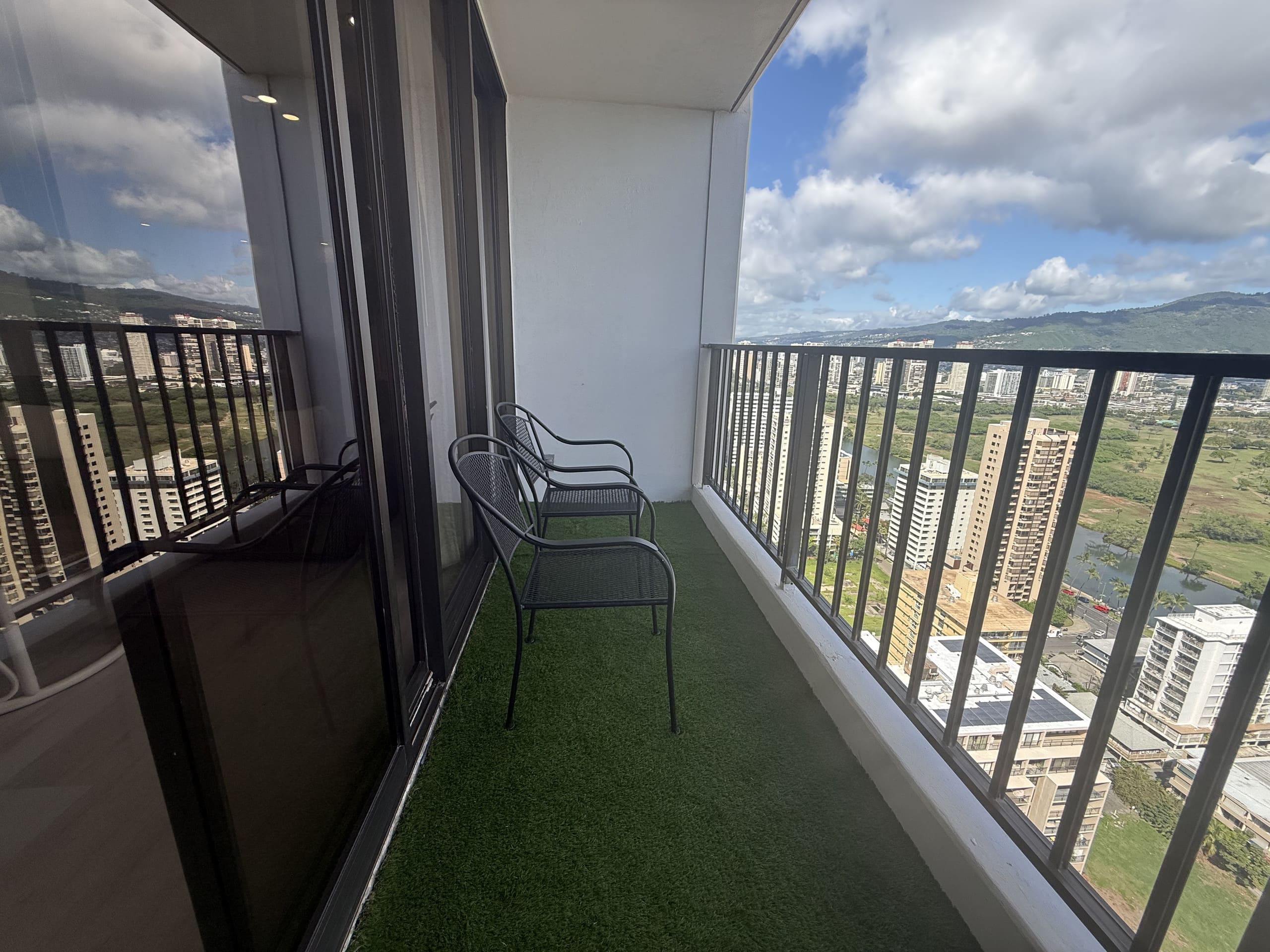 The Sky Lanai - Retreat in Beautiful Waikiki - Image 17