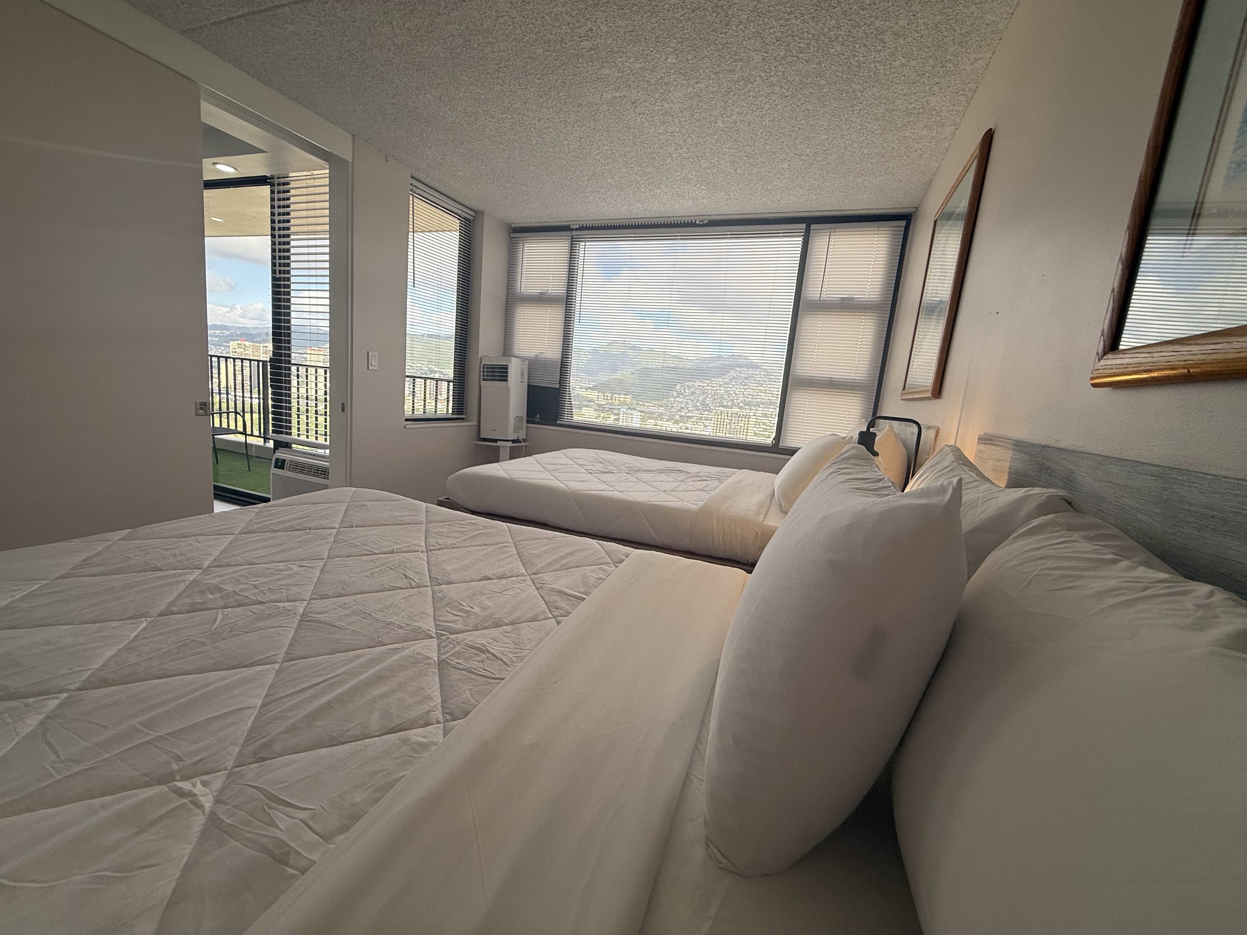 The Sky Lanai - Retreat in Beautiful Waikiki - Image 11