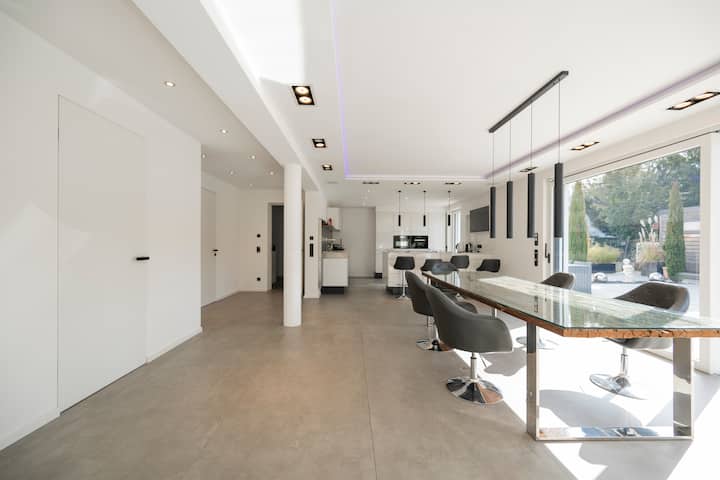 Luxus Villa Mit Pool - 
فيلا فاخرة ميونخ - Munich