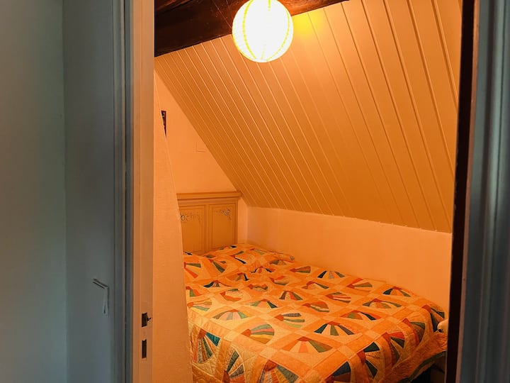 საძინებელი 4