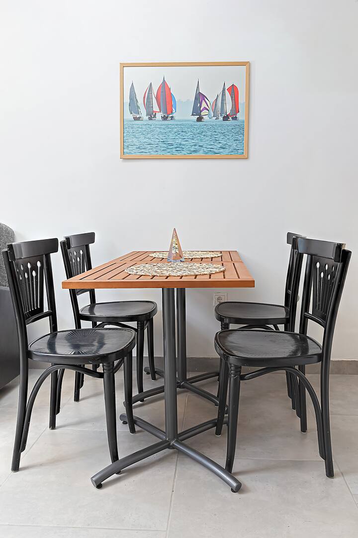 Zephyr-fregatt 
1.emeleti /4 Fős/családi-apartman - Zamárdi