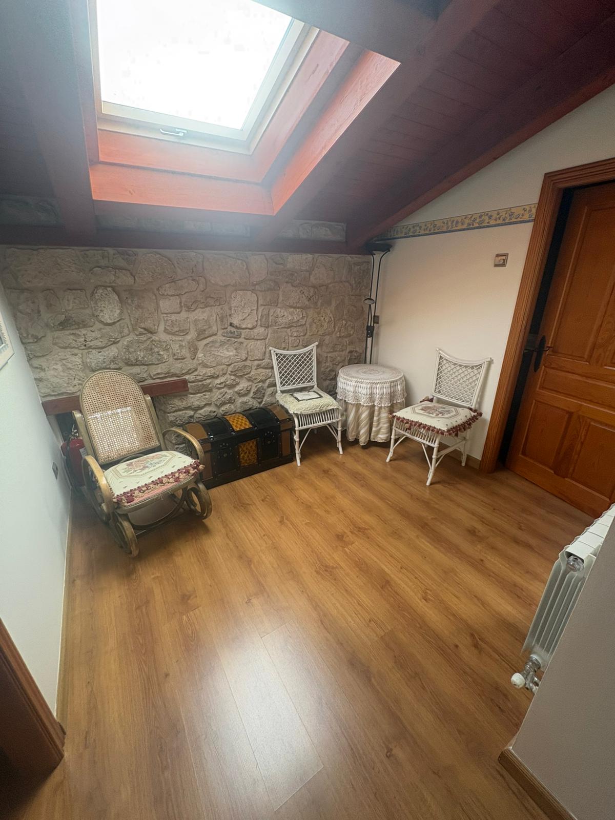 Cozy, centrally-located, and comfortable house. 2