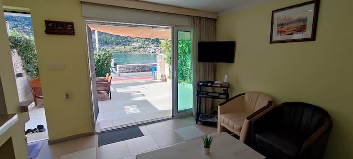 Miramare Rosa Apartment - Kotor