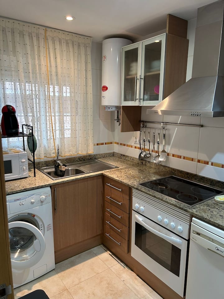 Encantador Apartamento En Segunda Línea De Playa - Alcocéber