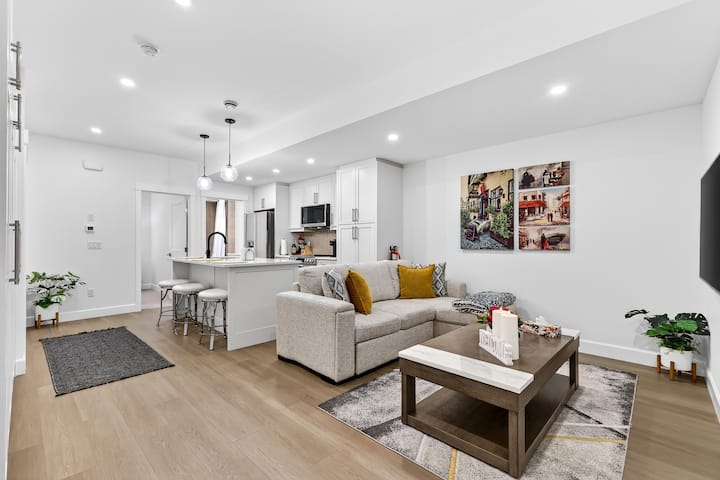 Marda Loop 2brd Free Parking - Calgary